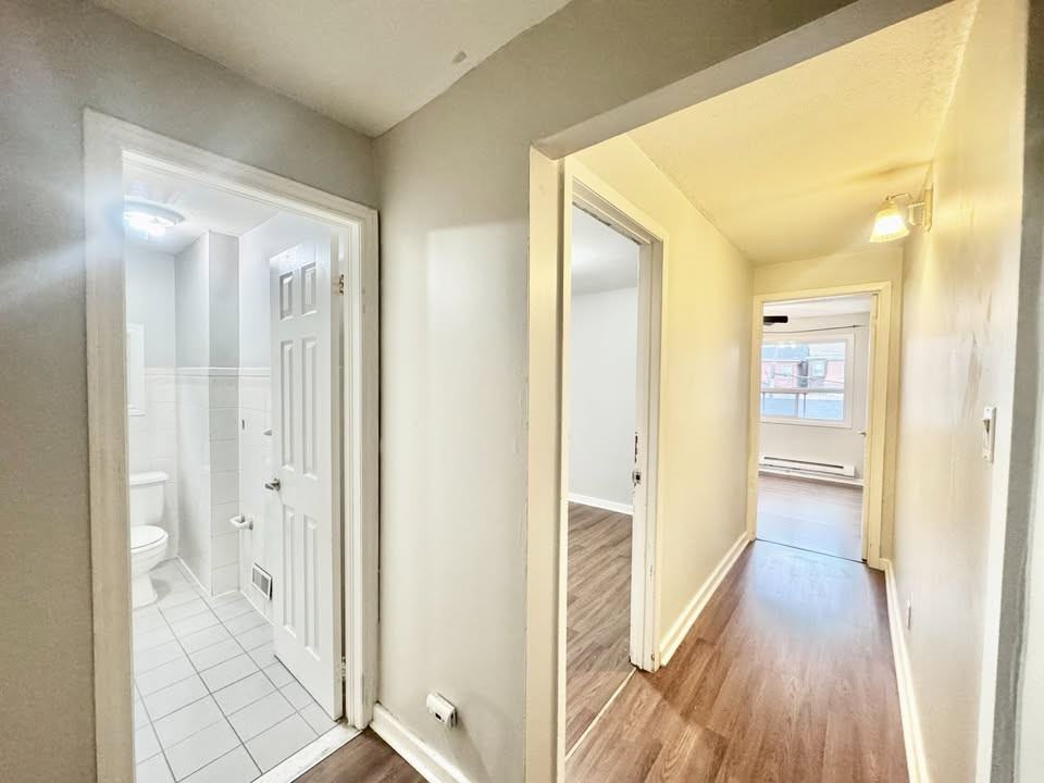 117 Earlscourt Avenue #2 - Photo 7 of 12