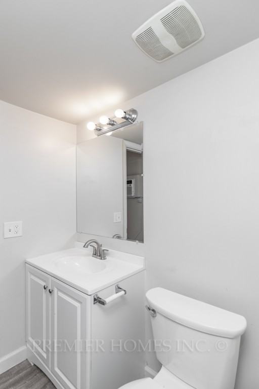 714 S Wooster Ave #4 - Photo 2 of 8