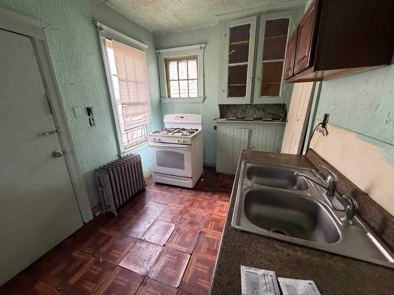 5111 Cooper St - Photo 3 of 5