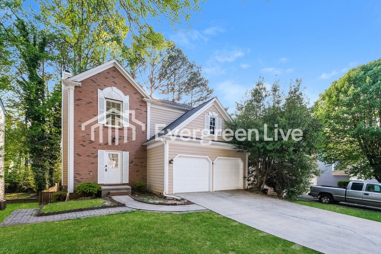 3085 Binghampton Ln - Photo 2 of 15