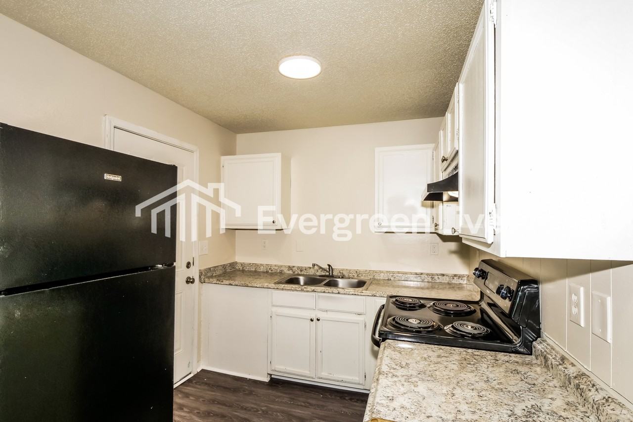3311 Bestway Dr - Photo 6 of 15