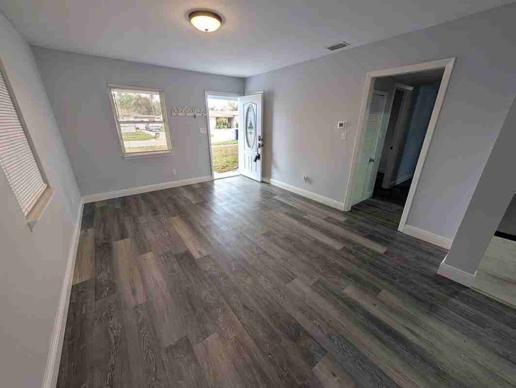 7173 Darien Way - Photo 4 of 36