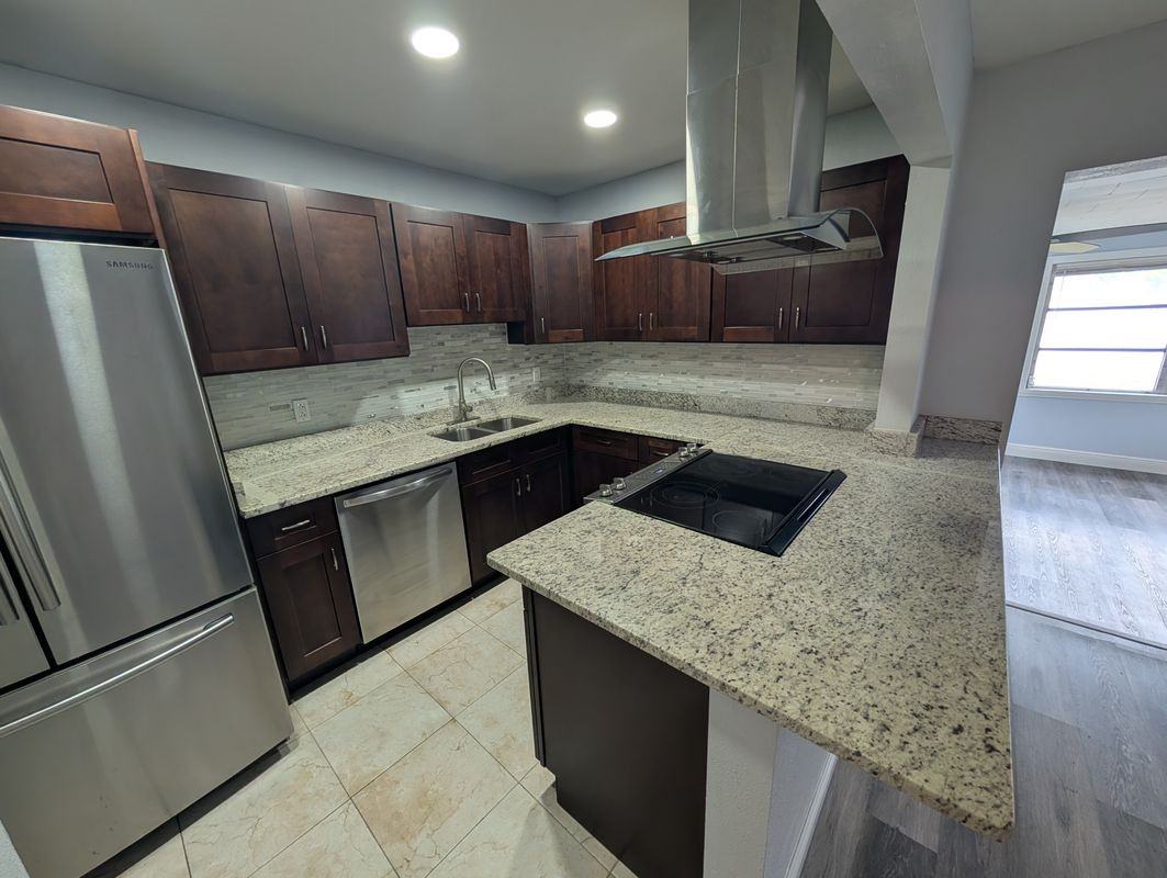 7173 Darien Way - Photo 7 of 36