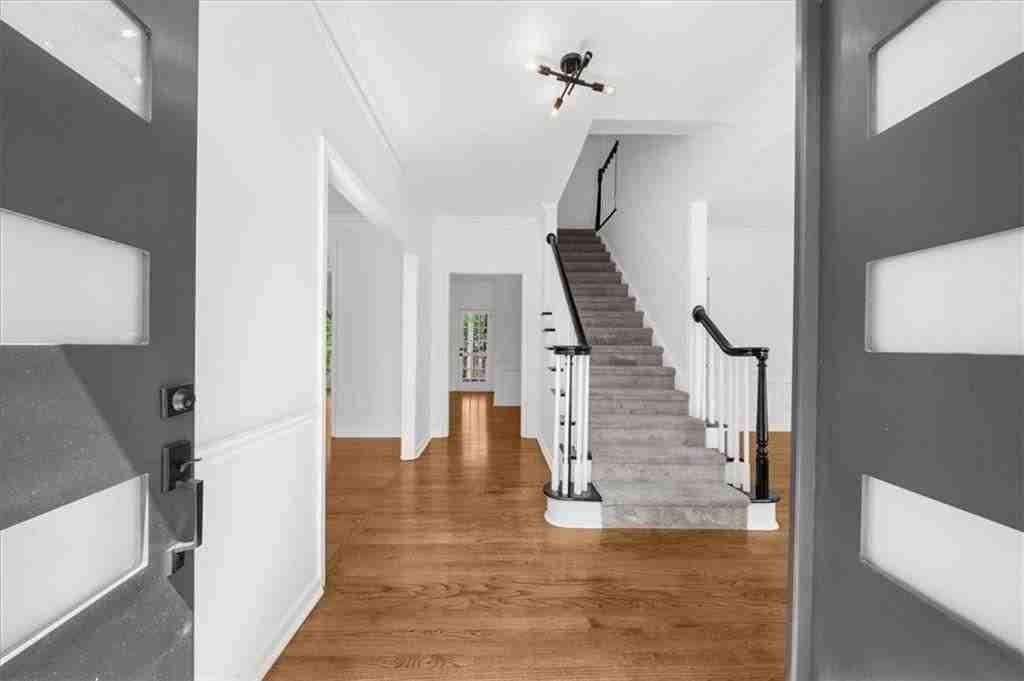 11215 Highfield Chase Dr - Photo 2 of 50