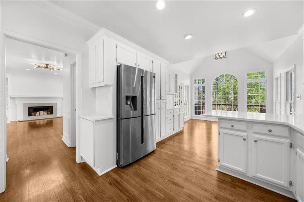 11215 Highfield Chase Dr - Photo 4 of 50