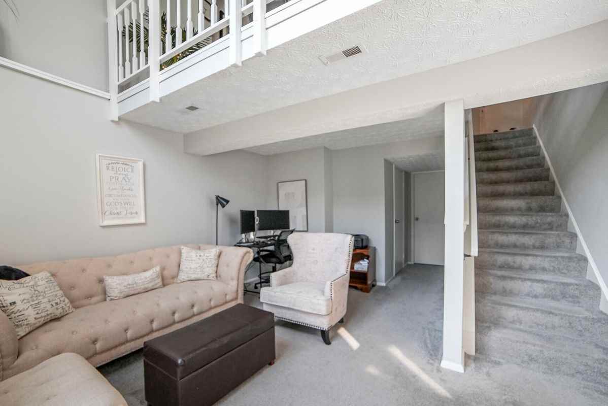 3650 Castle Ter - Photo 2 of 15