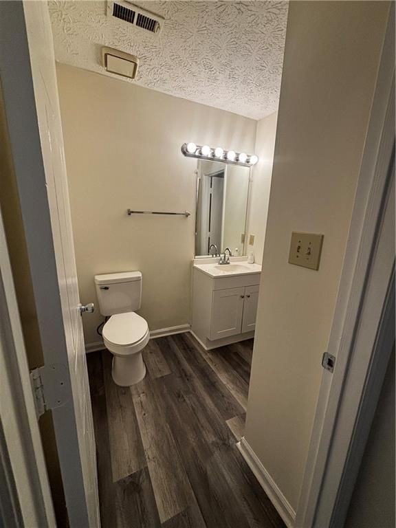 7025 Brentwood Ct - Photo 7 of 12