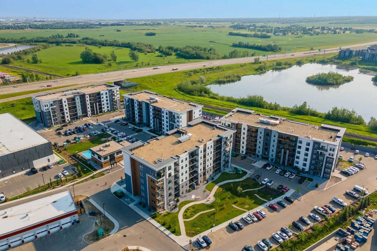 G17 Apartments at Tamarack - Photo 2 of 50