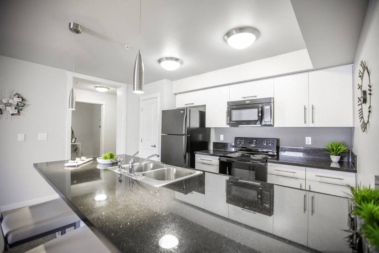 Deveraux Heights - Photo 6 of 26