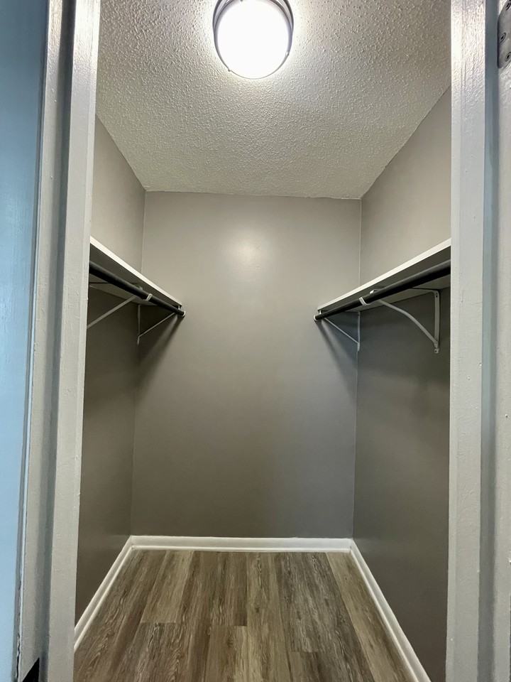 209 Apache Drive - Photo 6 of 18