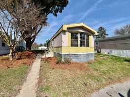 featured image of 553 Corbin St