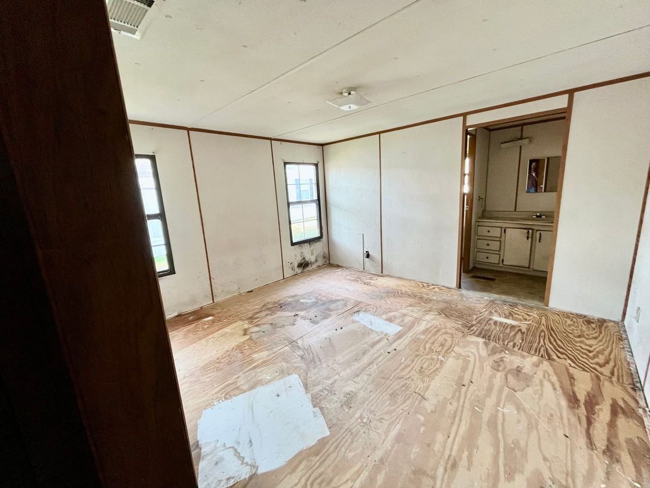 Holiday City - Photo 6 of 10