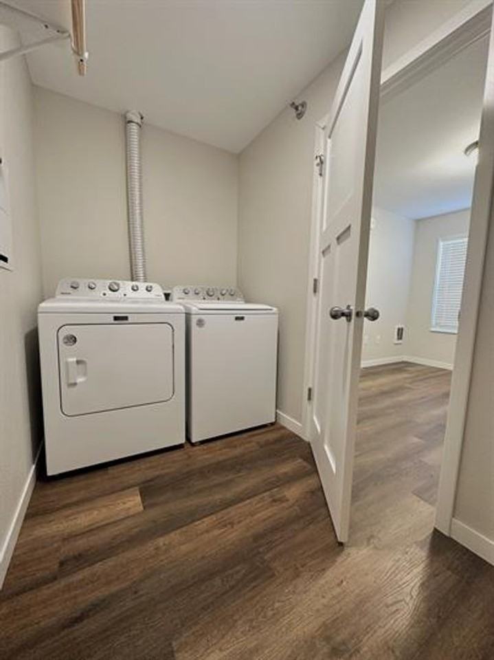 Edgeview Apartments - Photo 4 of 9