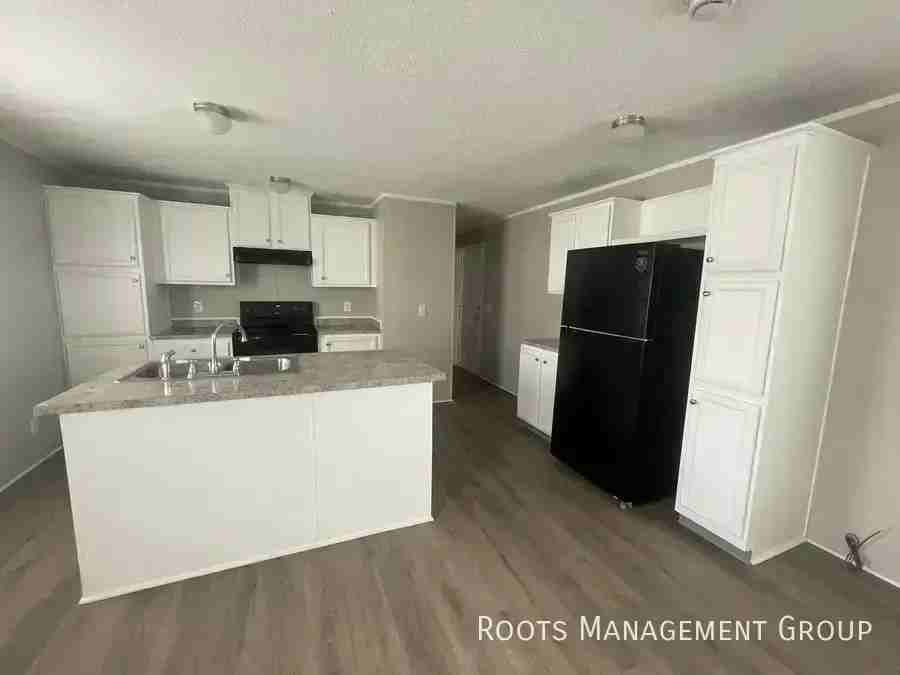 26 Locust St #26 - Photo 2 of 21