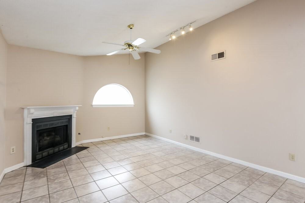 4008 Sidney Lanier Blvd - Photo 7 of 19