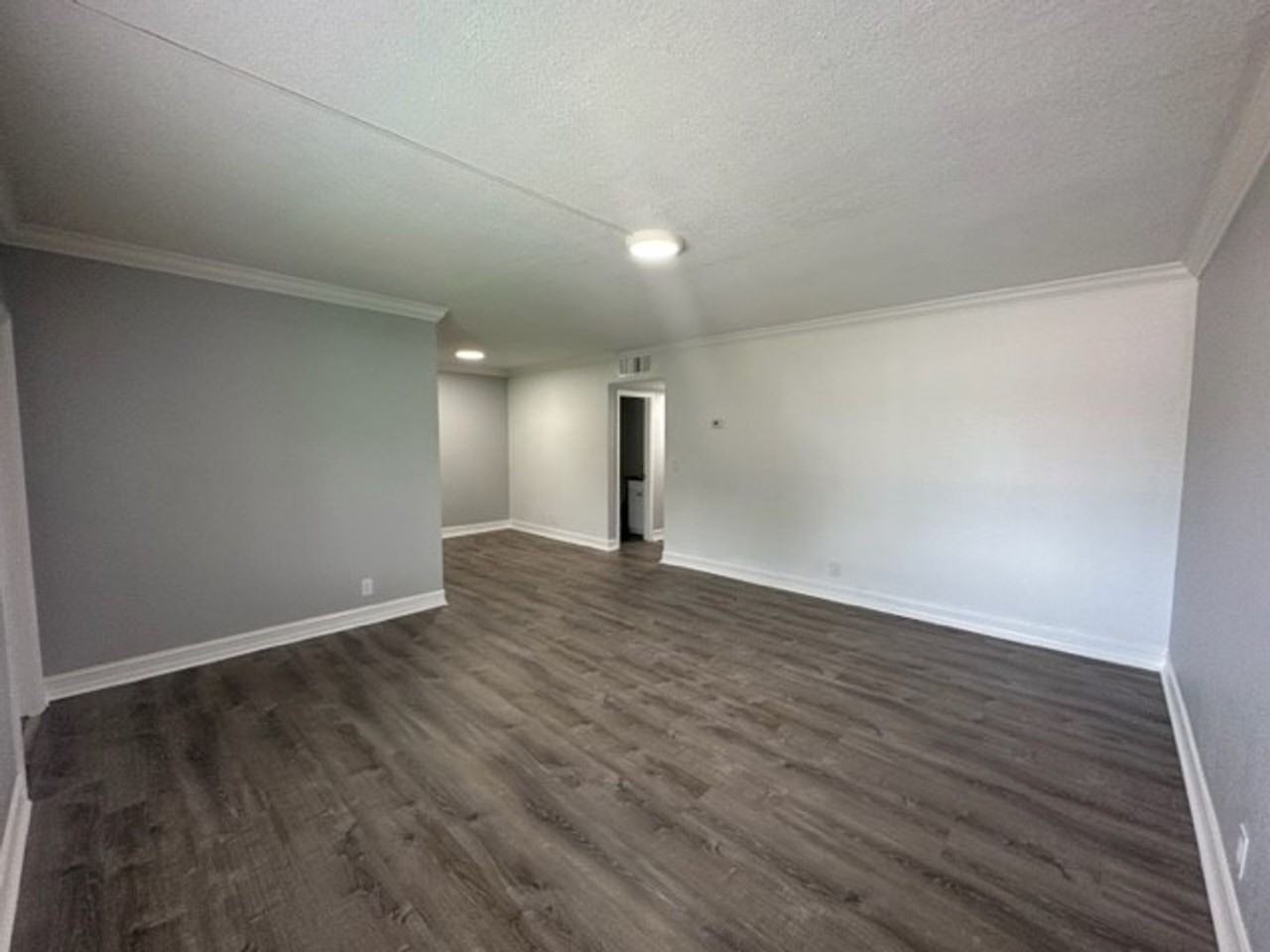 Dixie Realty LLC - Photo 7 of 49