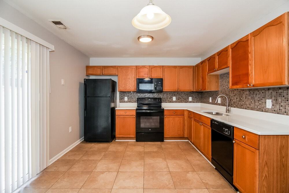 2231 Gooseberry Rd - Photo 7 of 20