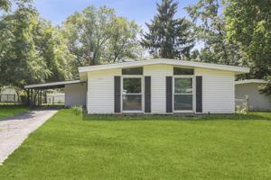 featured image of 790 Pebble Ln