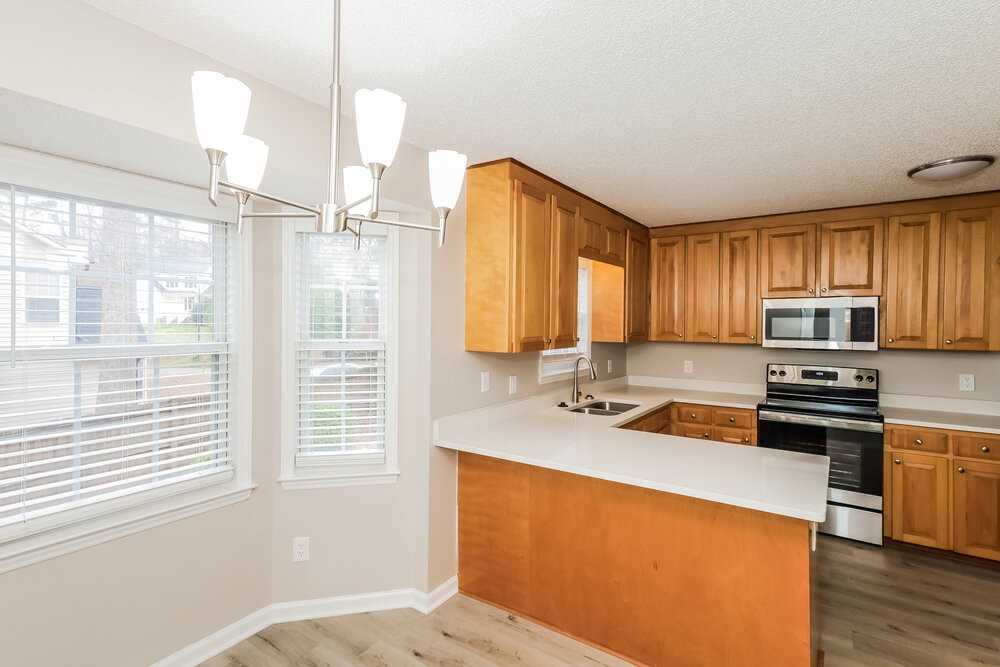 124 Hocutt Dr - Photo 7 of 17