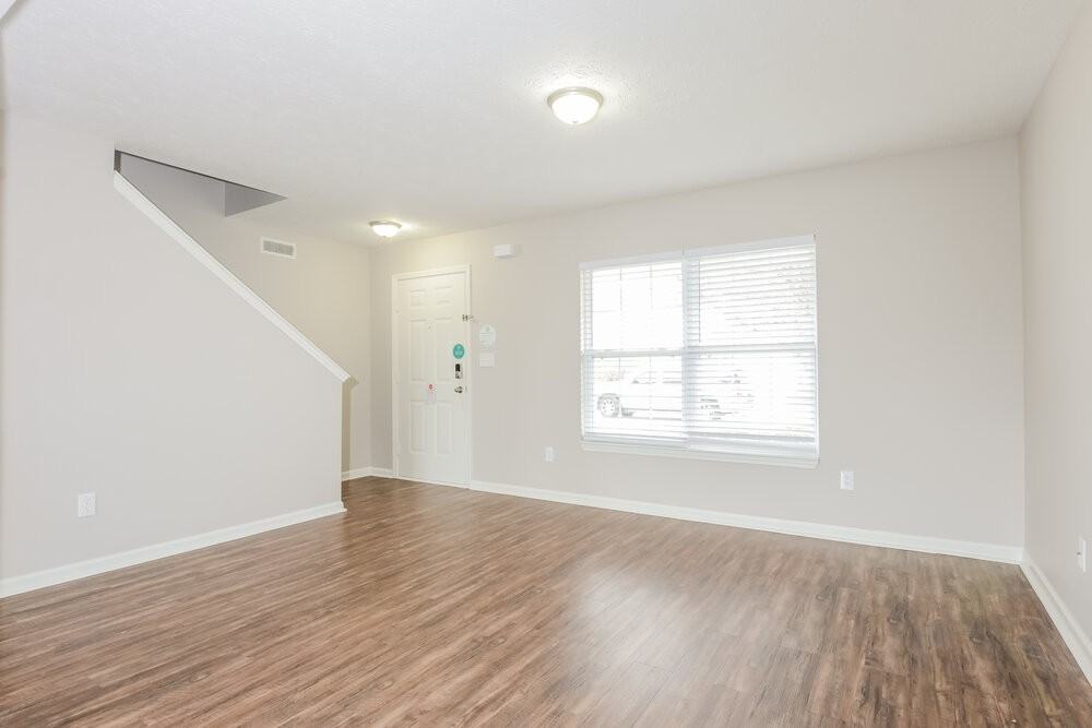 1267 Constitution Dr - Photo 6 of 20