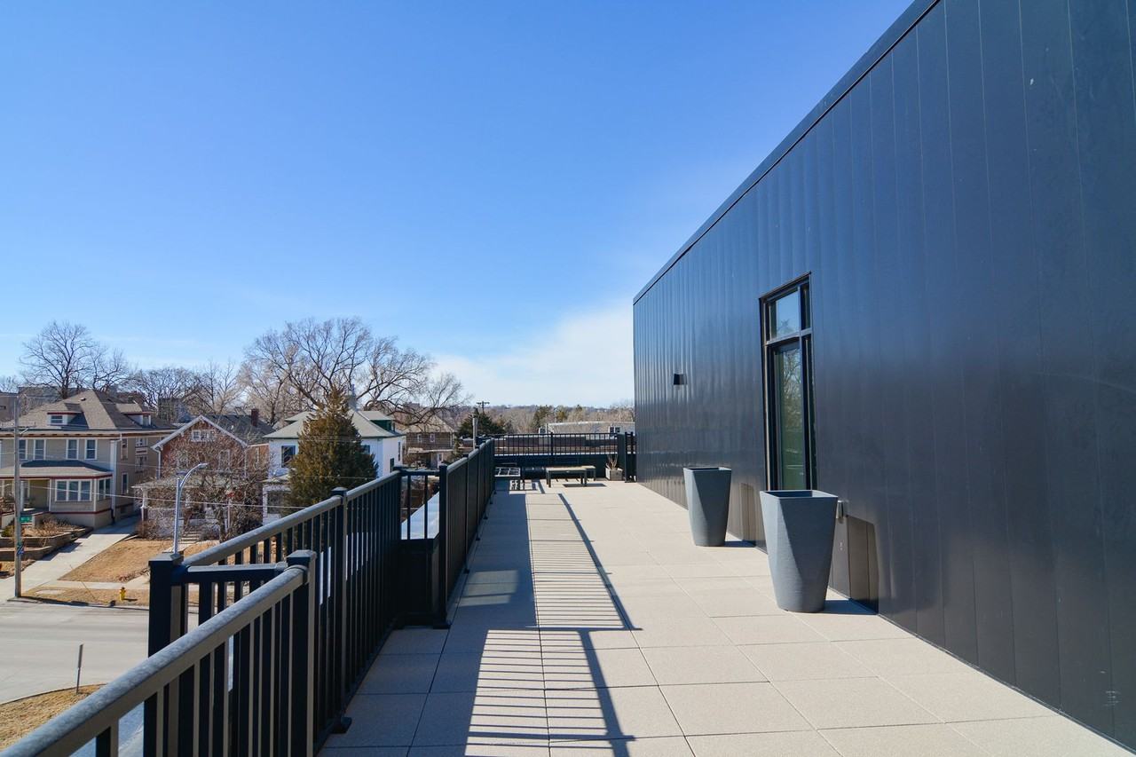 Nove Lofts - Photo 7 of 8