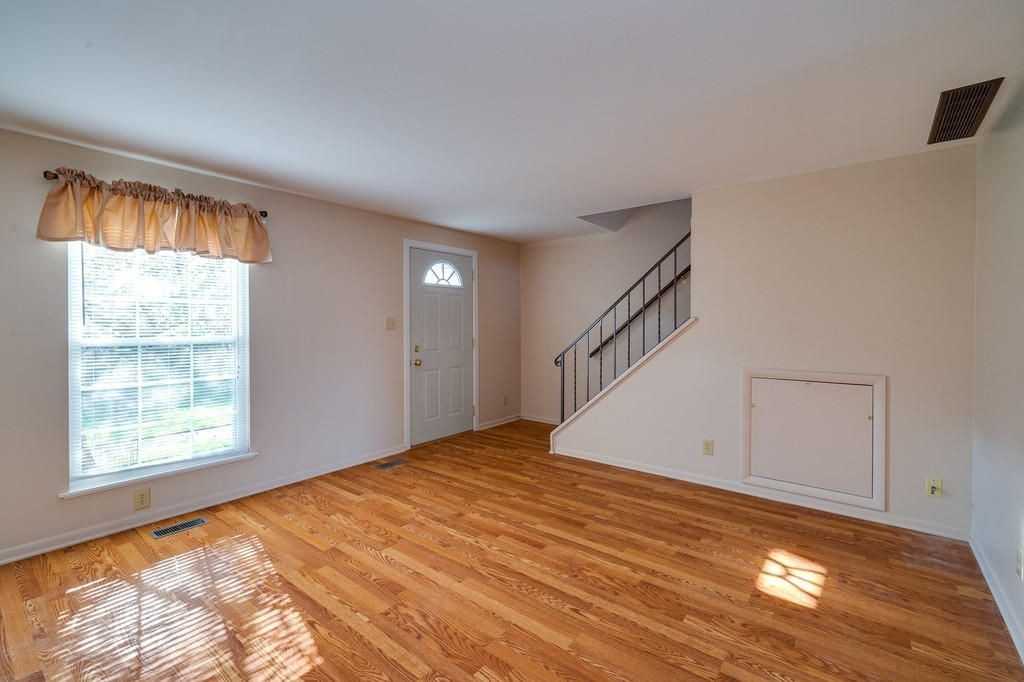 1123 Charleston Ct #1123 - Photo 6 of 29