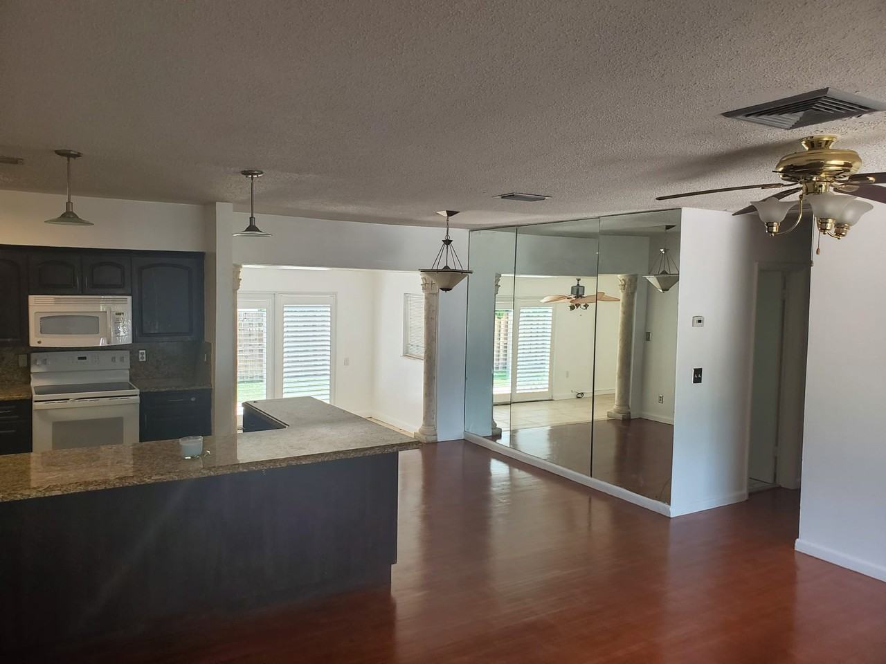 931 N 74th Way #NA - Photo 2 of 10