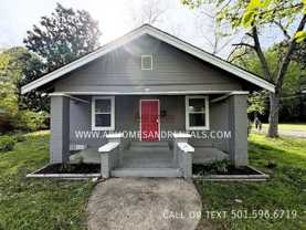 213 N Hickory St - Photo 1 of 1