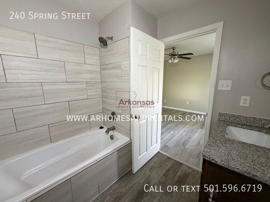 240 Spring St - Photo 5 of 12