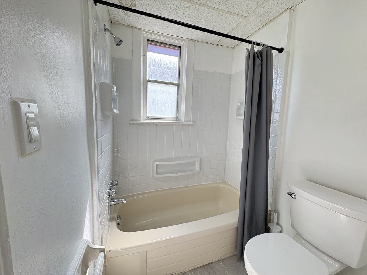 19 Westinghouse Ave Unit 2 - Photo 3 of 10