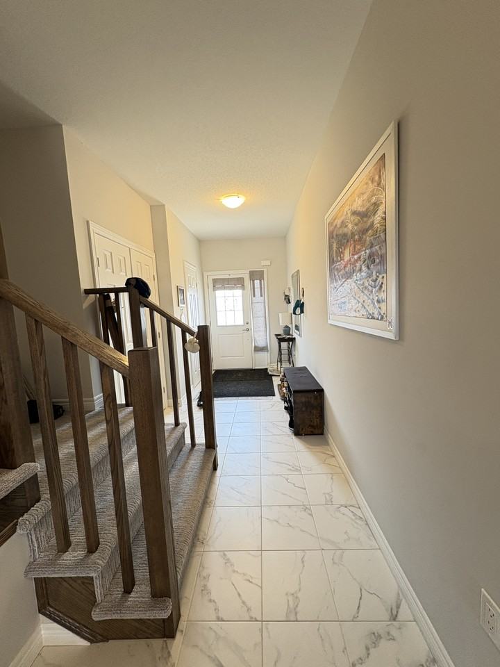 79 Lloyd Davies Way - Photo 2 of 27