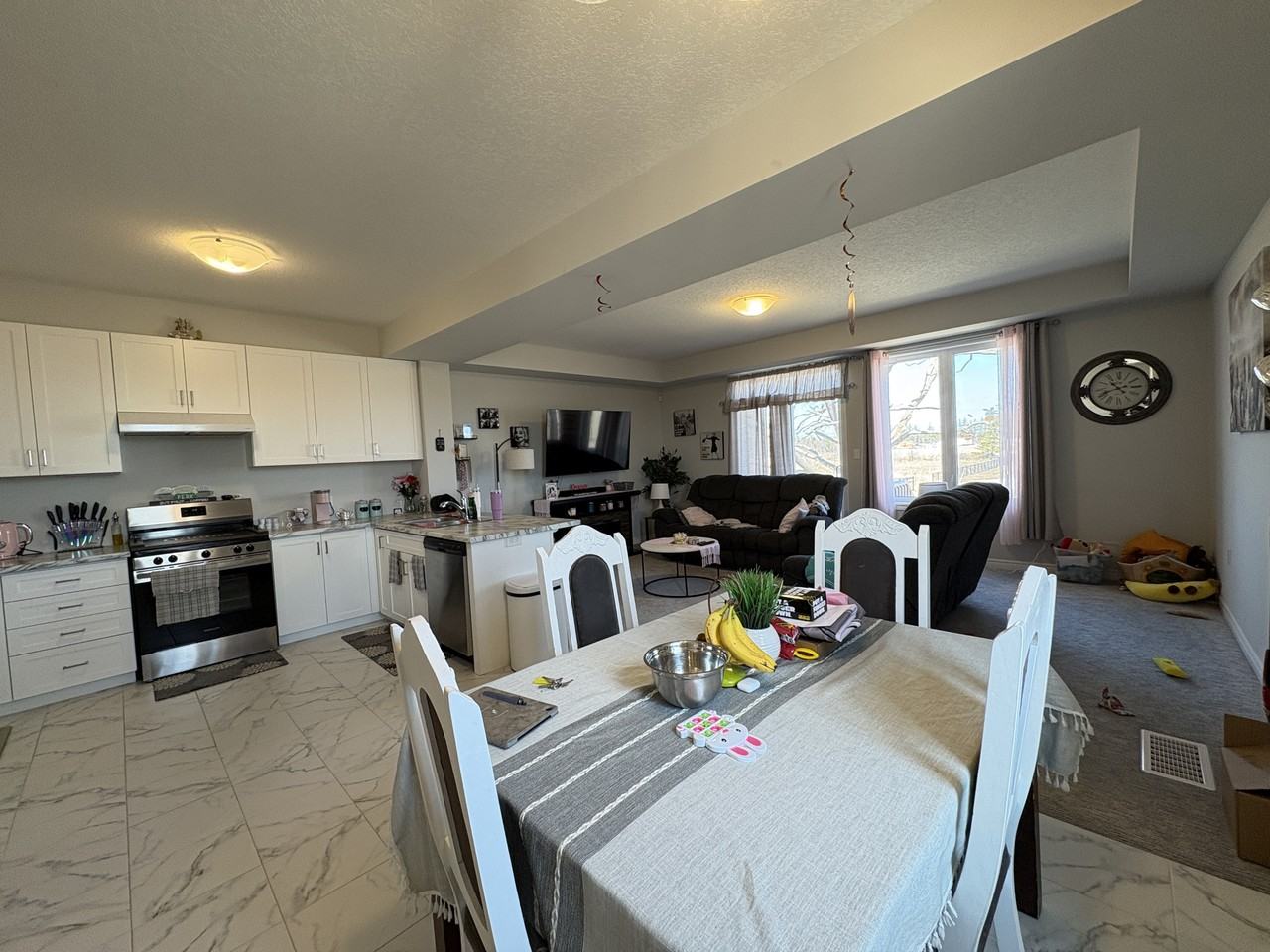 79 Lloyd Davies Way - Photo 6 of 27