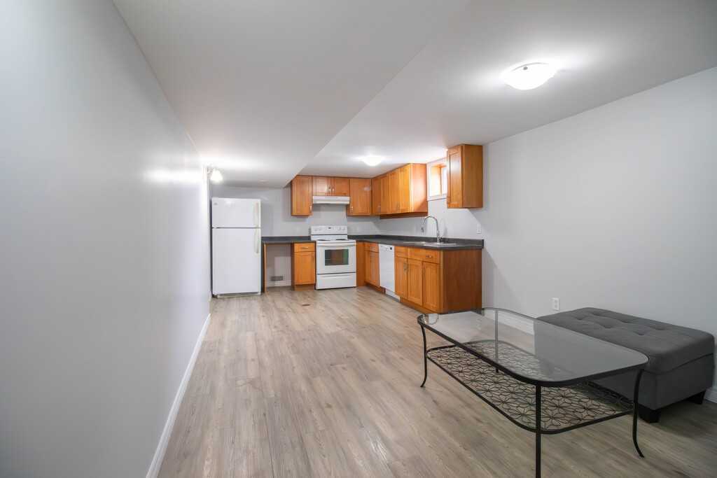 129 Jacobson Ave - Photo 3 of 14