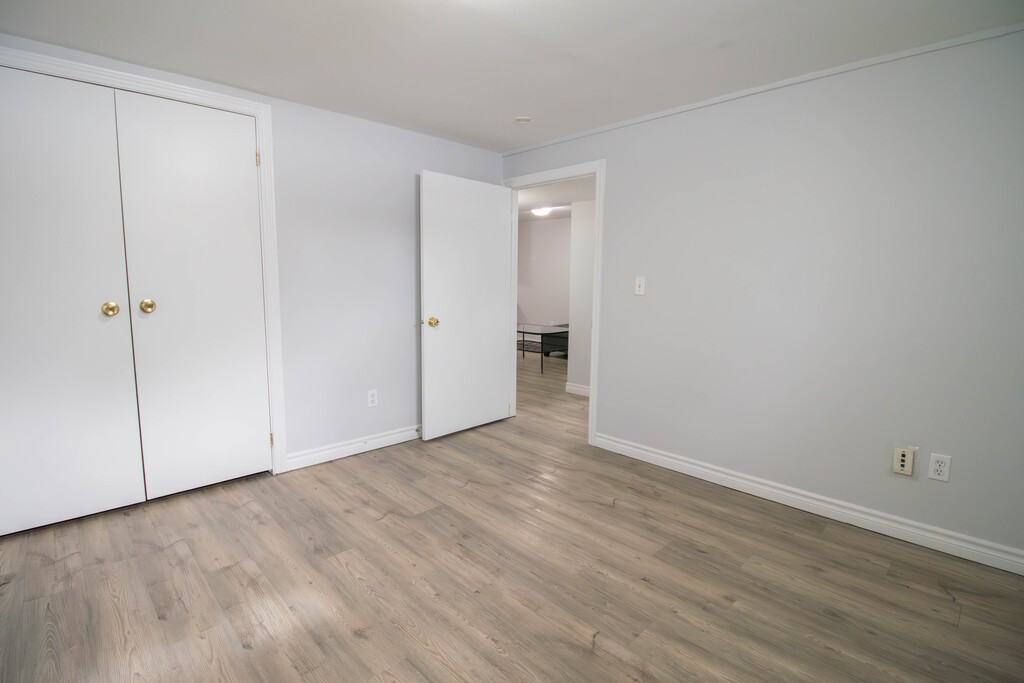 129 Jacobson Ave - Photo 7 of 14