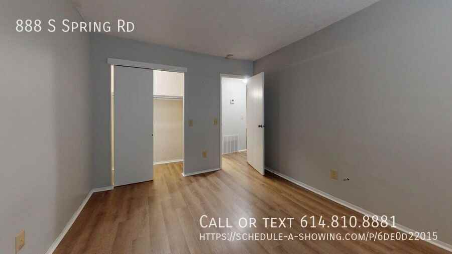 888 S Spring Rd - Photo 5 of 11