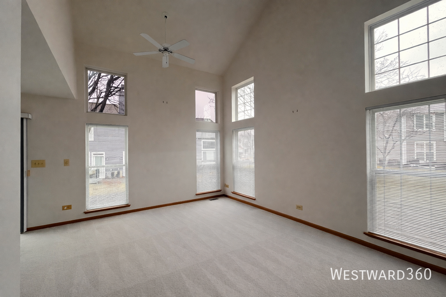 18 Stonegate Ct - Photo 6 of 32