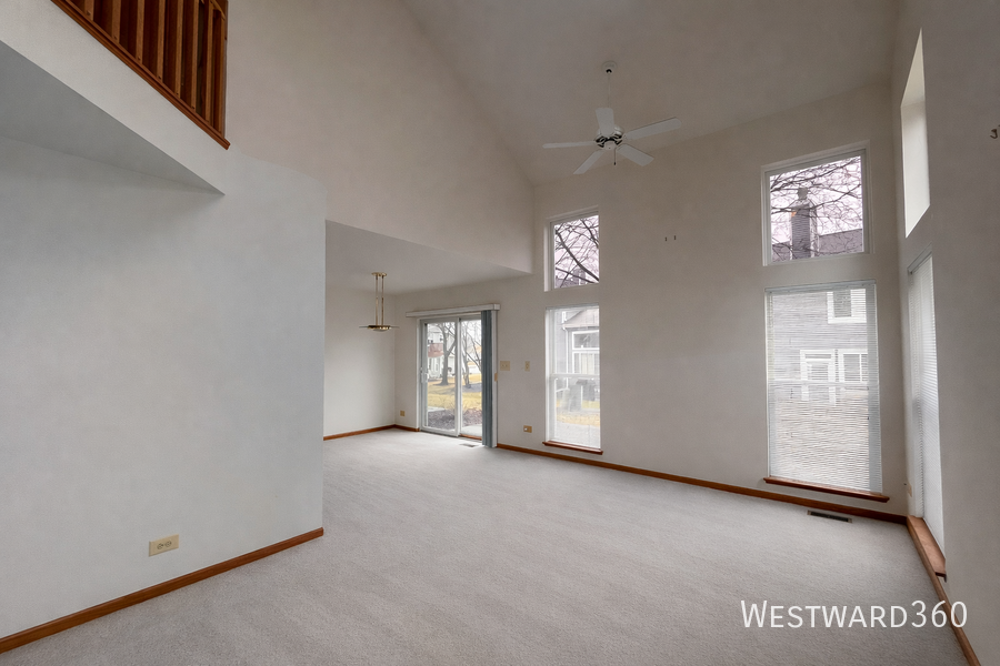 18 Stonegate Ct - Photo 7 of 32