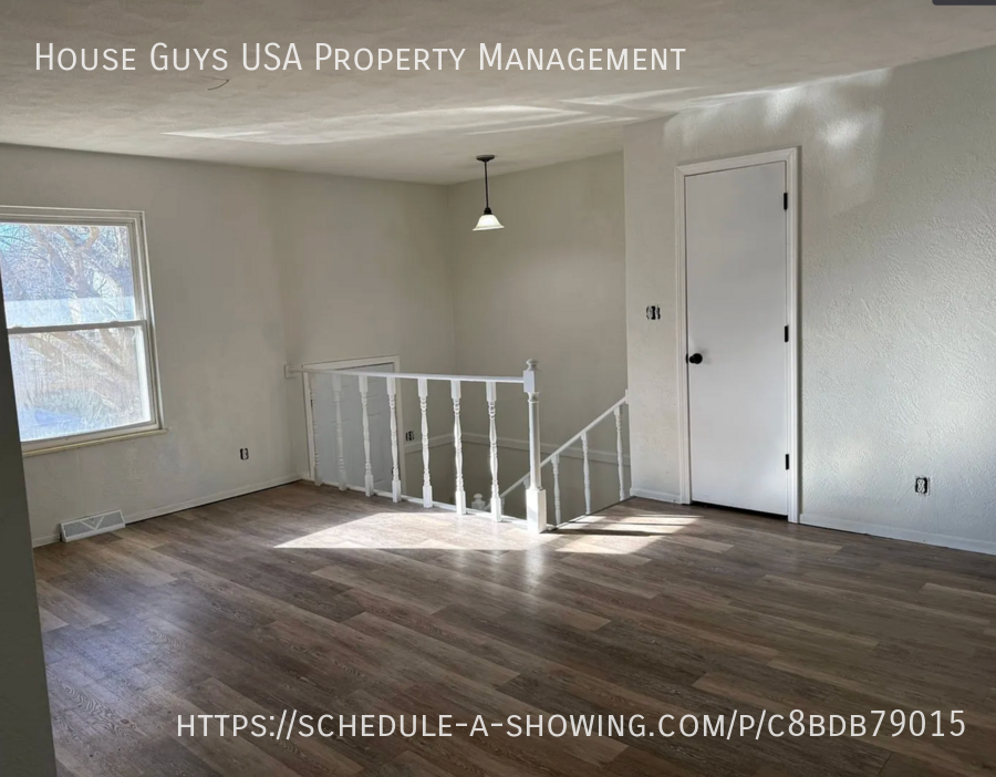 2903 Tepee Ave - Photo 2 of 10