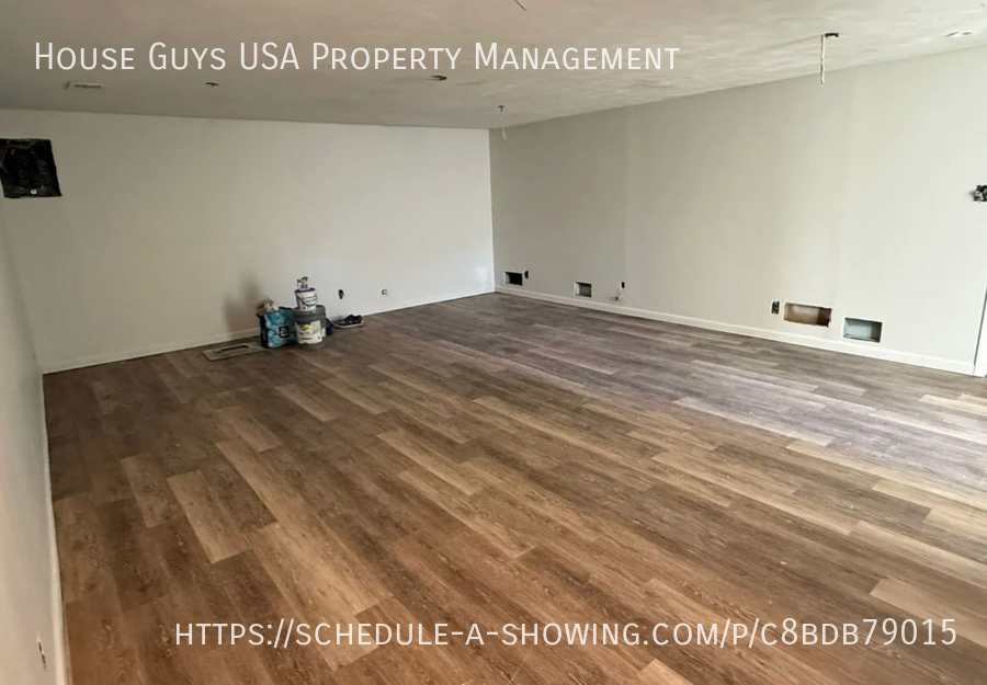 2903 Tepee Ave - Photo 3 of 10