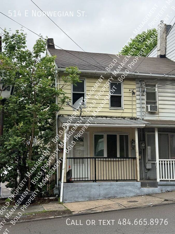 514 E Norwegian St - Photo 3 of 11