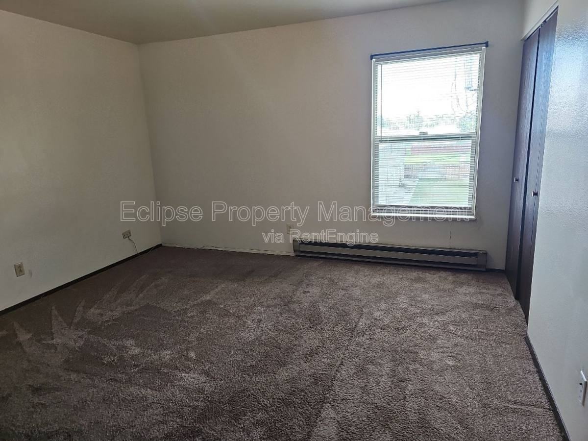 2211 Vigil Way #4 - Photo 6 of 10