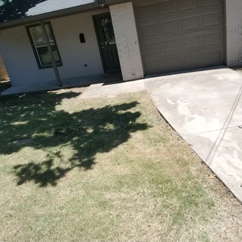 432 Hart St - Photo 2 of 14