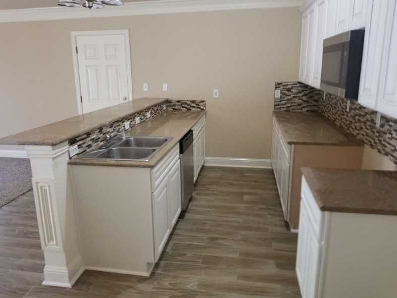 432 Hart St - Photo 7 of 14