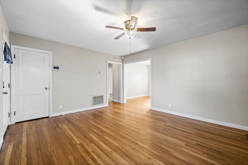 1934 Fine Ave - Photo 5 of 16