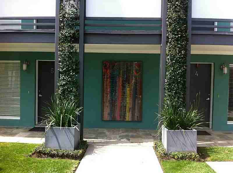 2300 Park St - Photo 3 of 18