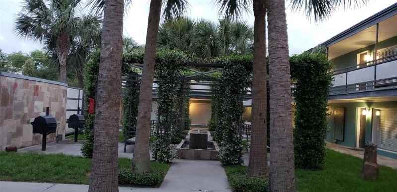 2300 Park St - Photo 5 of 18