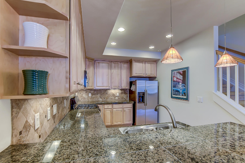 440 Laramie Blvd - Photo 3 of 32