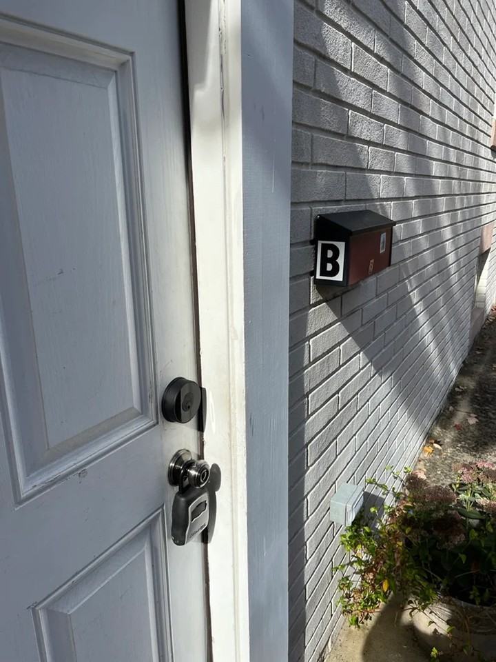 1937 Gough St #B - Photo 2 of 13