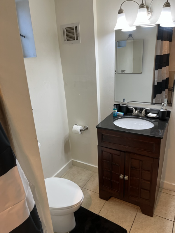 1937 Gough St #B - Photo 7 of 13