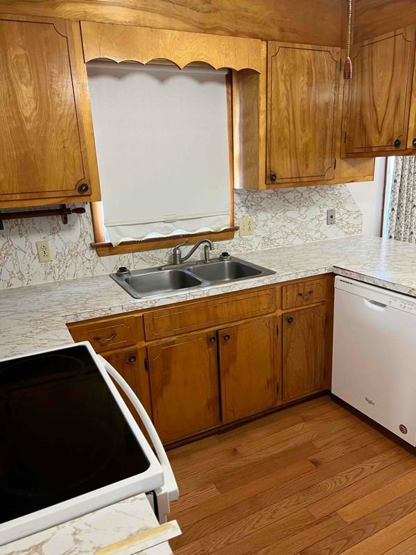 5946 Centennial Rd - Photo 5 of 13